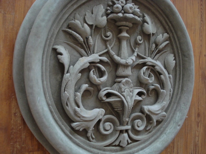 Facadejewelry large Medallion 73cm from Concrete for