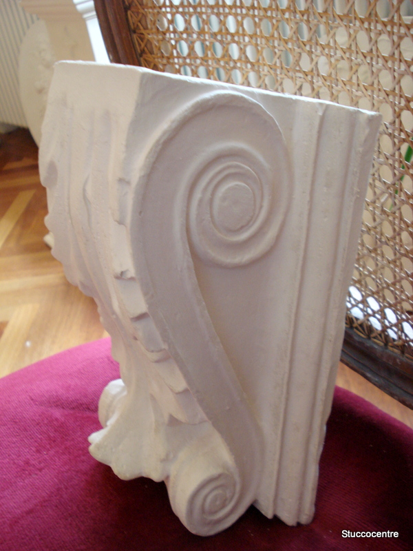 Stuck stucco 105-1171 Akanthusblatt Konsole aus Gips auch Fassade Kamin