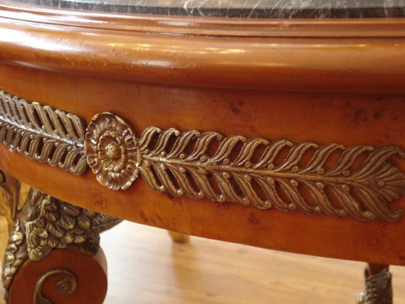 Barock - Stil - großer runder Tisch - Marmor Platte mit ...